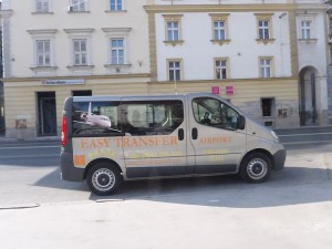 Airport shuttle, shuttle Ljubljana, shuttle brnik